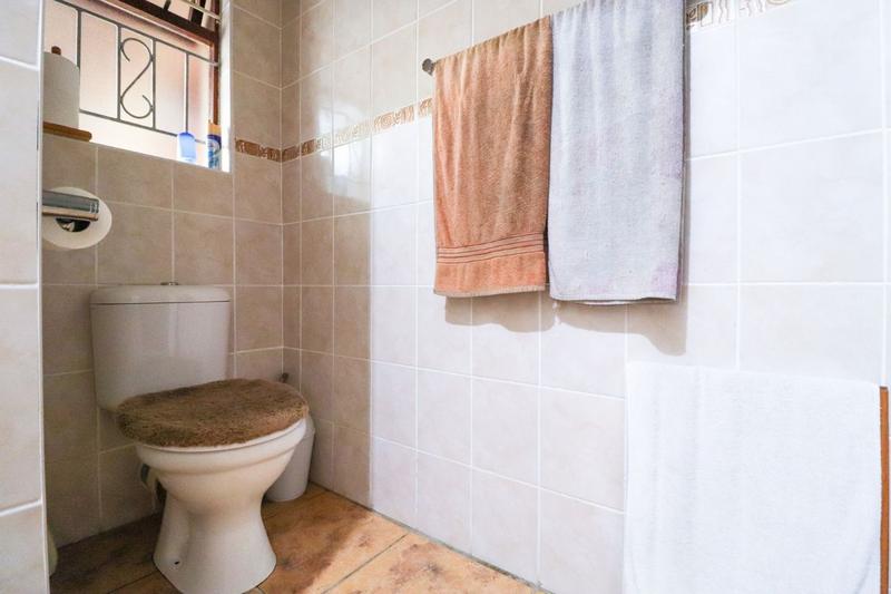 4 Bedroom Property for Sale in Heiderand Western Cape